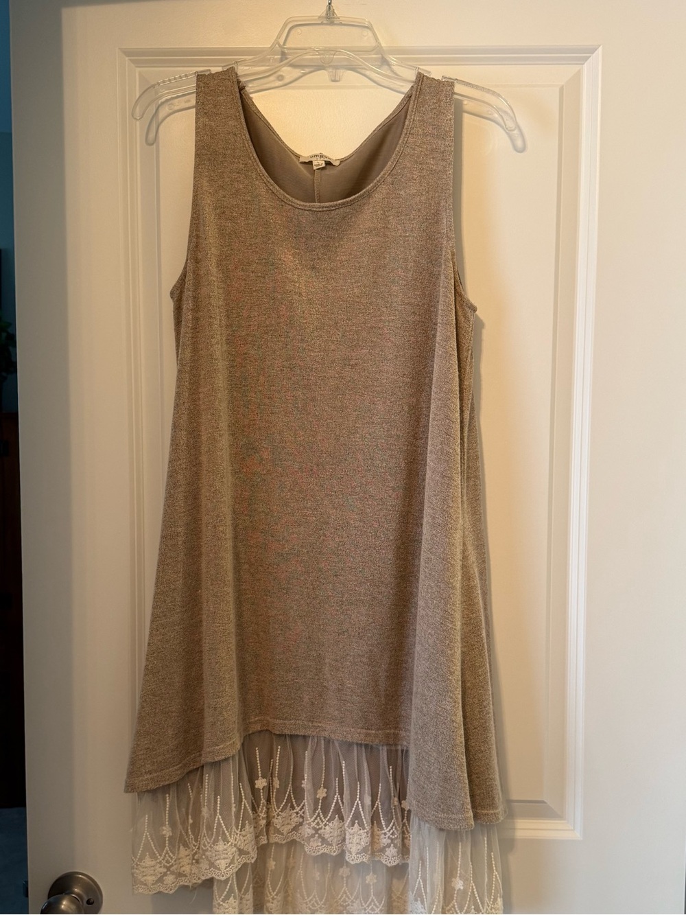 Umgee Taupe Knit Sleeveless Tunic with Lace Hem